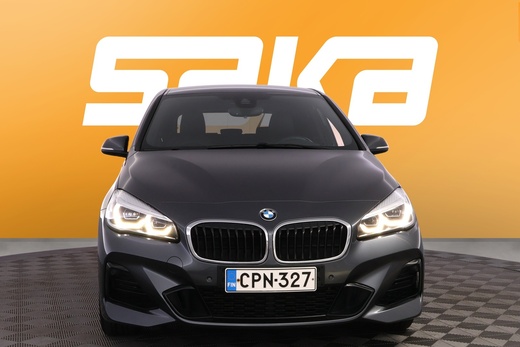 BMW 225 vaihtoauto