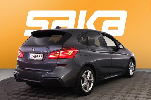 BMW 225 vaihtoauto