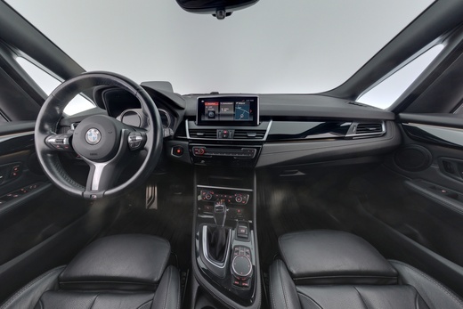 BMW 225 vaihtoauto