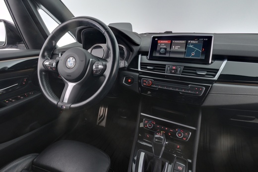 BMW 225 vaihtoauto