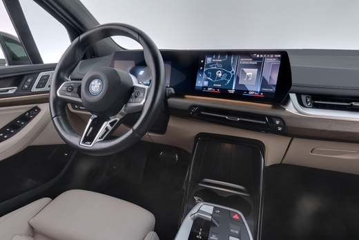 BMW 225 vaihtoauto