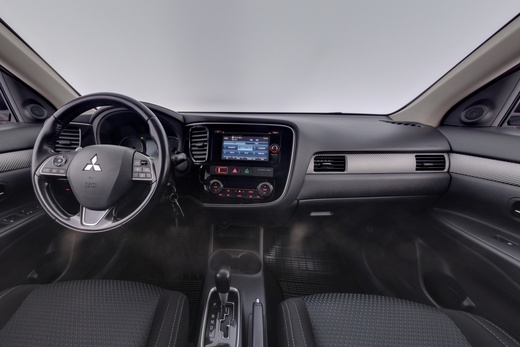 Mitsubishi Outlander vaihtoauto