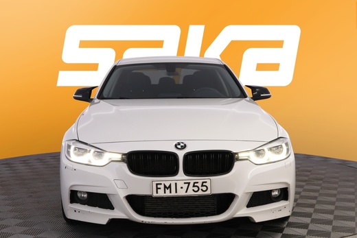 BMW 320 vaihtoauto