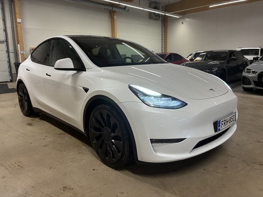 Tesla Model Y vaihtoauto