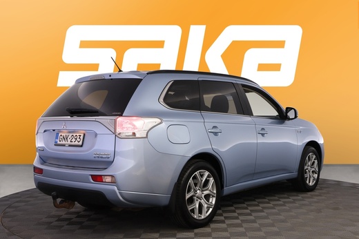 Mitsubishi Outlander PHEV vaihtoauto