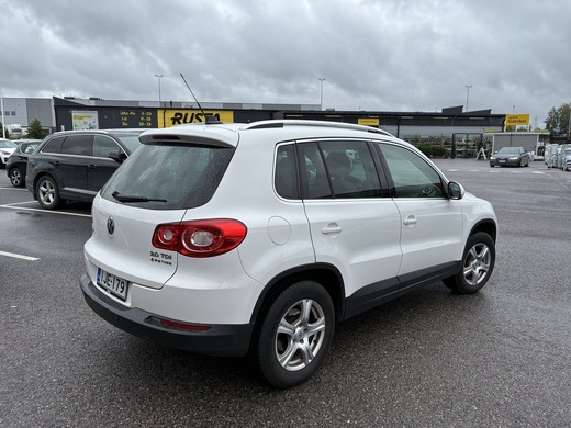 Volkswagen Tiguan vaihtoauto