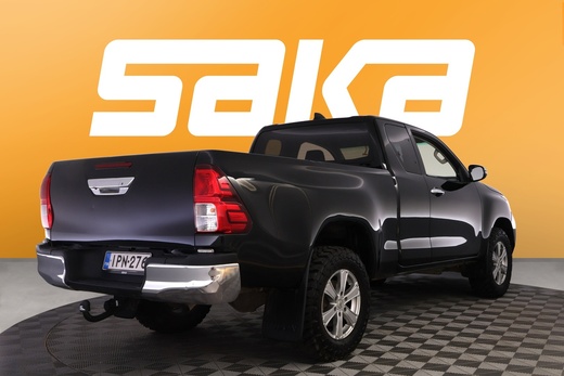 Toyota Hilux vaihtoauto