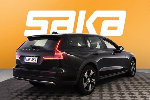Volvo V60 Cross Country vaihtoauto