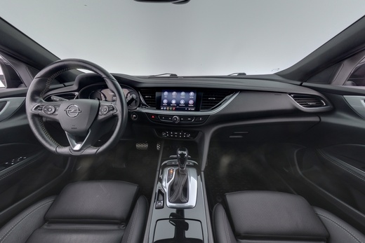 Opel Insignia vaihtoauto