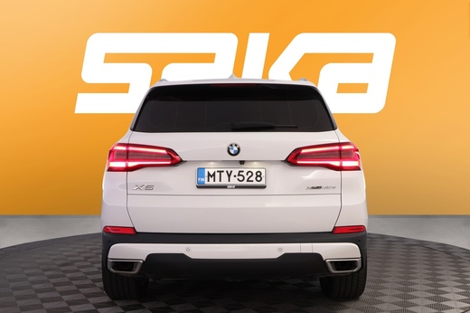 BMW X5 vaihtoauto