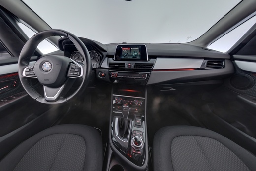 BMW 225 vaihtoauto