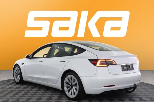 Tesla Model 3 vaihtoauto