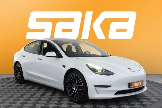 Tesla Model 3 vaihtoauto