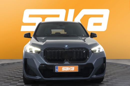 BMW iX1 vaihtoauto