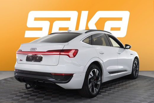 Audi Q8 e-tron vaihtoauto