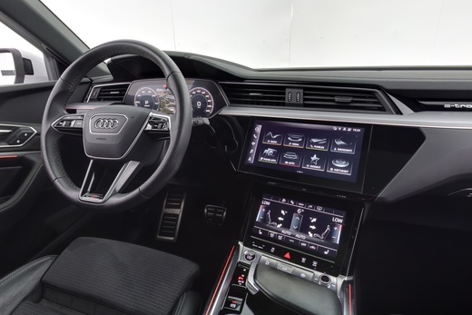Audi Q8 e-tron vaihtoauto