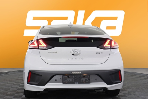 Hyundai IONIQ plug-in vaihtoauto