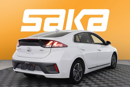 Hyundai IONIQ plug-in vaihtoauto