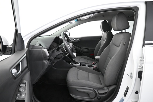 Hyundai IONIQ plug-in vaihtoauto