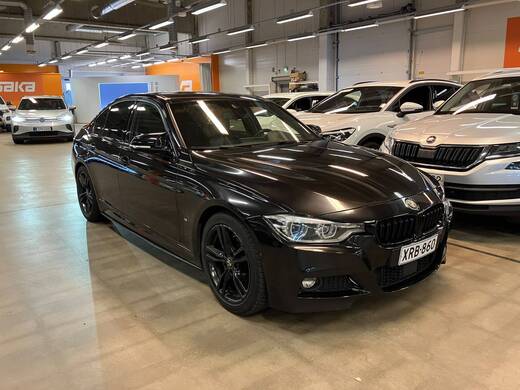 BMW 330 vaihtoauto