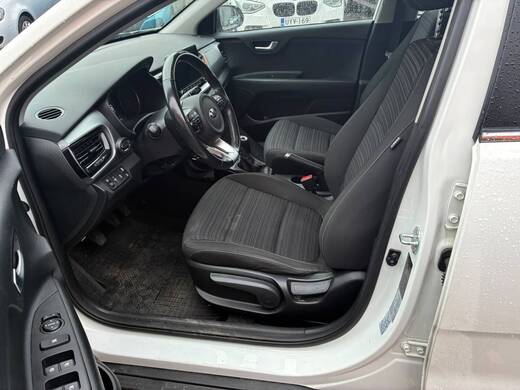 Kia Stonic vaihtoauto