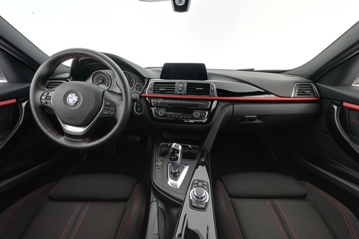 BMW 320 vaihtoauto