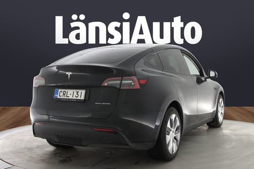 Tesla Model Y vaihtoauto