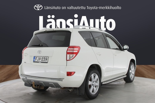 Toyota RAV4 vaihtoauto