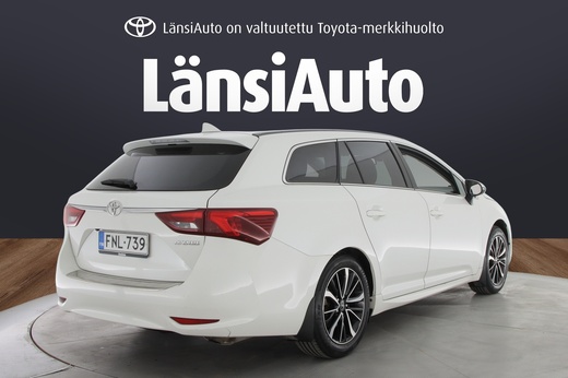 Toyota Avensis vaihtoauto