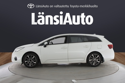 Toyota Avensis vaihtoauto