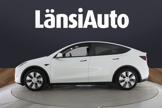 Tesla Model Y vaihtoauto