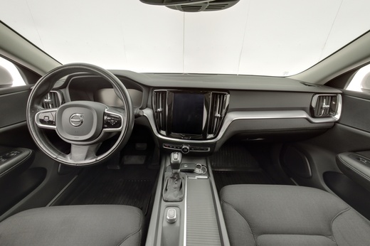 Volvo V60 Cross Country vaihtoauto