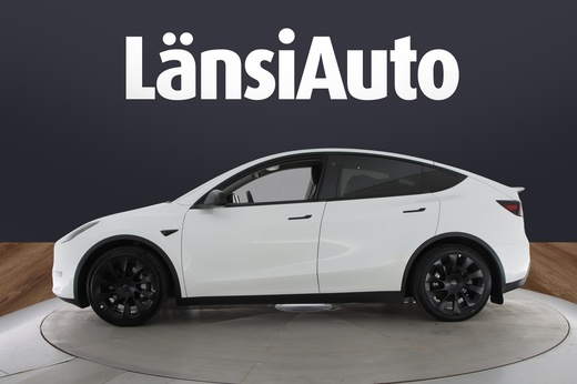 Tesla Model Y vaihtoauto