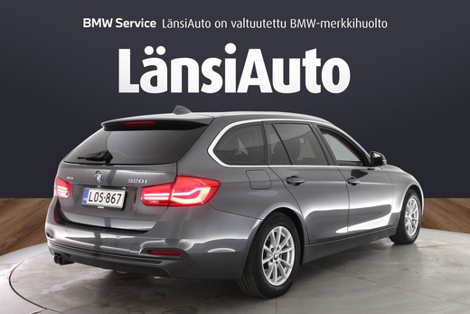BMW 320 vaihtoauto