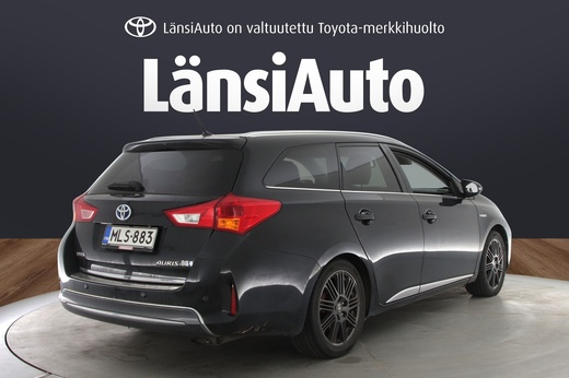 Toyota Auris vaihtoauto