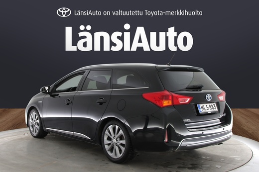 Toyota Auris vaihtoauto