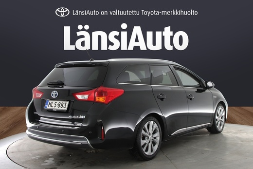 Toyota Auris vaihtoauto