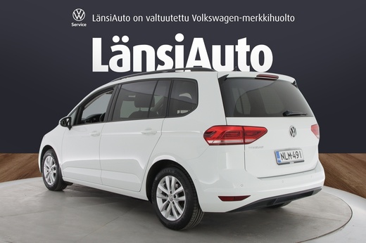 Volkswagen Touran vaihtoauto