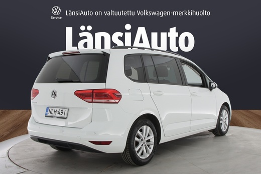 Volkswagen Touran vaihtoauto