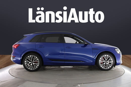 Audi Q8 e-tron vaihtoauto