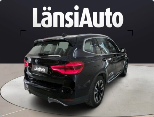 BMW iX3 vaihtoauto