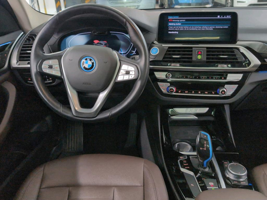 BMW iX3 vaihtoauto