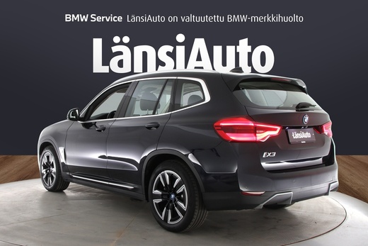 BMW iX3 vaihtoauto