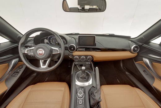 Fiat 124 Spider vaihtoauto