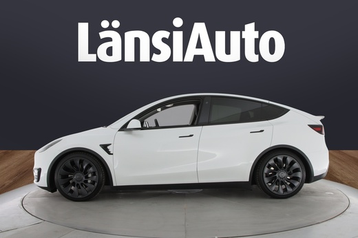 Tesla Model Y vaihtoauto
