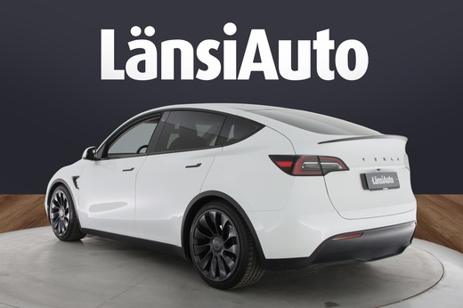 Tesla Model Y vaihtoauto