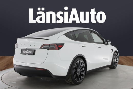 Tesla Model Y vaihtoauto