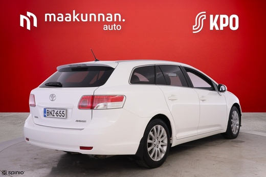 Toyota Avensis vaihtoauto