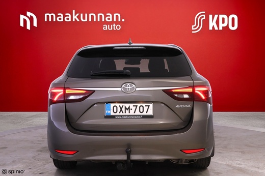 Toyota Avensis vaihtoauto