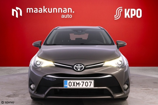 Toyota Avensis vaihtoauto